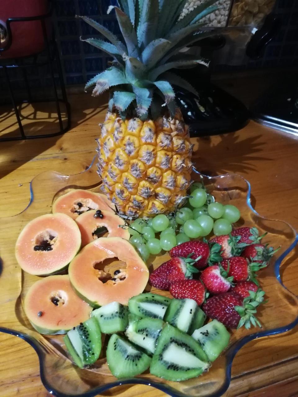 Oakwood Lodge Bloemfontein Exteriör bild Fruit salad